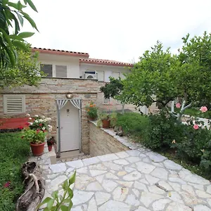 the-bay-apartments.albaniahotels.org/